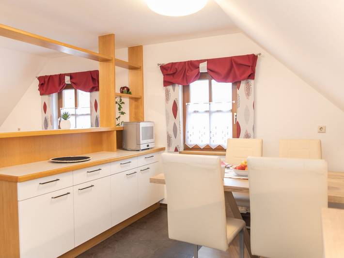 Ganze Wohnung, Große Ferienwohnung in Stubenberg am See mit Genusscard in Gemeinde Stubenberg, Steirerland