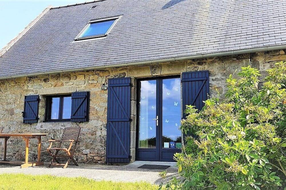 Gîte authentique proche mer avec vue sur vignoble in Pouldergat, Région de Quimper