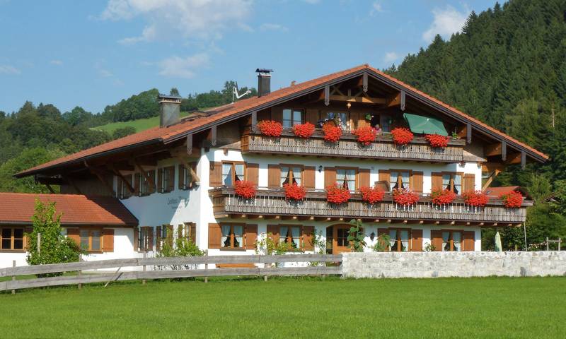 Pension für 5 Personen, mit Balkon und Garten in Rettenberg