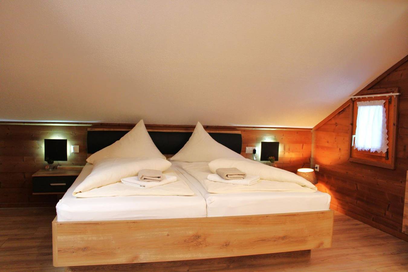 Ganze Wohnung, Geräumige Penthouse Ferienwohnung für 6 Personen mitten in Schruns in Schruns, Schruns-Tschagguns