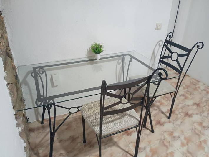 Hotel para 3 personas, con jardín además de vistas y terraza, Se admiten mascotas en Tineo - 2