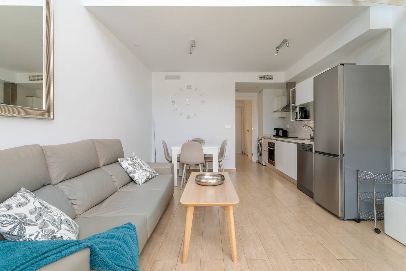 Vakantiehuis 'Bungalow Martina voor 6 personen' met gedeeld zwembad, Wi-Fi en airconditioning in Santa Pola, Costa Blanca