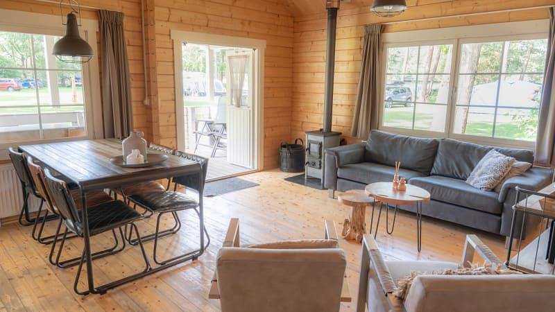 Lodge für 6 Personen, mit Terrasse und Balkon/Terrasse sowie Seeblick in Südholland - 3