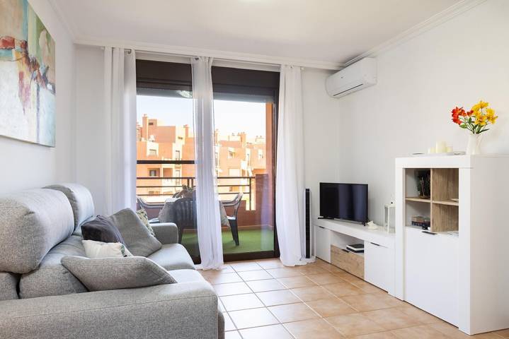 Apartamento entero, Apartamento Vacacional 'Sotavento 3 S' con Piscina Compartida, Wi-Fi y Aire Acondicionado in La Tejita, Granadilla de Abona