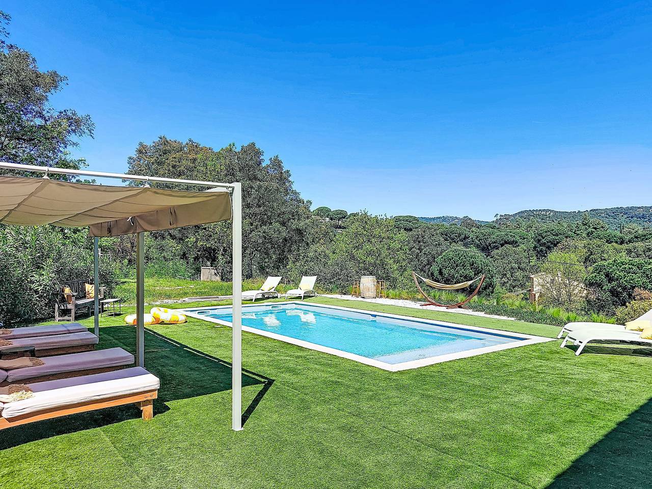 Villa Solhyllan in Plan-de-la-Tour, Costa mediterránea (Francia)
