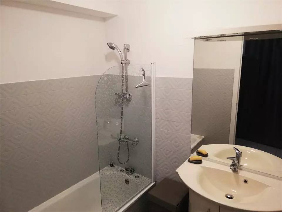 Entire apartment, Charming T2, on the 1st floor of a residence located in the heart of Val-André in Pléneuf-Val-André, Côtes-d'Armor