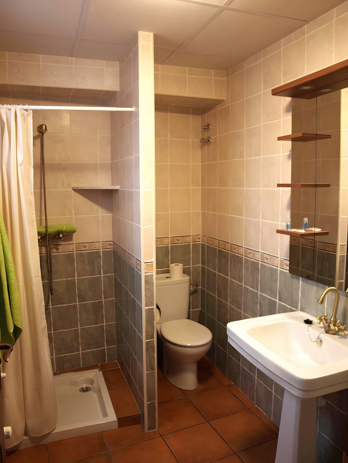 Country House 'Joan' with Mountain View, Wi-Fi and Air Conditioning in Rossell, Natural Park Tinença de Benifassà