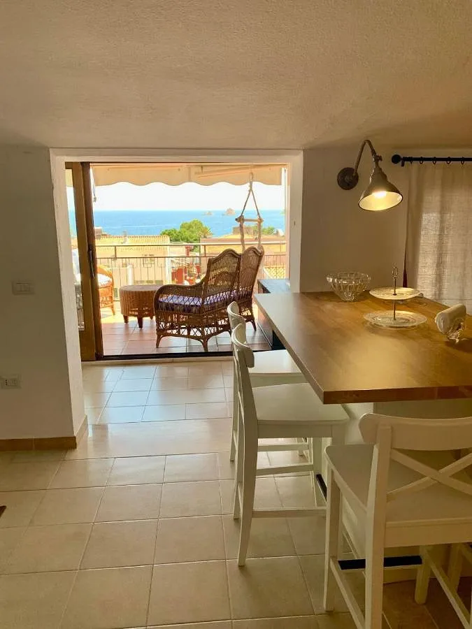 Ferienwohnung für 4 Personen, mit Garten und Terrasse sowie Ausblick - 1