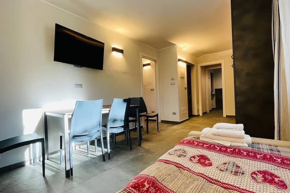 Appartement entier, Villa Linda - Deux-Pieces 5 personnes in Névache, Région de Briançon