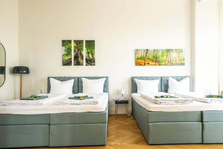 Ferienwohnung für 10 Personen, mit Balkon und Ausblick in Charlottenburg Berlin - 3