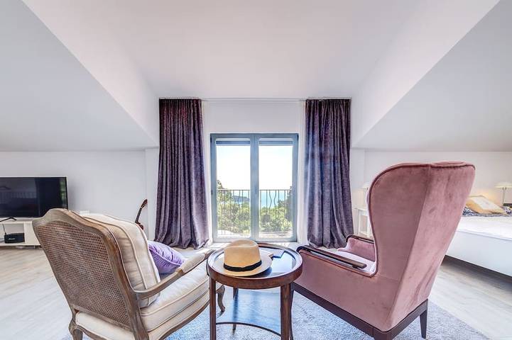 Location de vacances pour 8 personnes, avec terrasse à Budva - 2