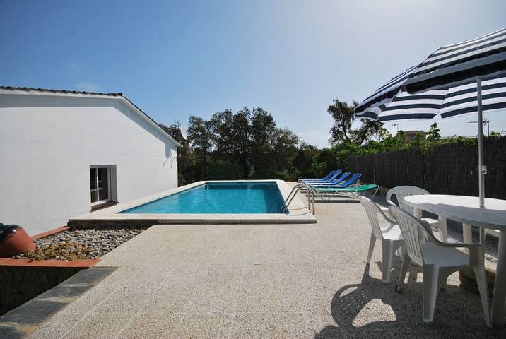 Villa für 5 Personen, mit Garten an der Costa Brava - 3