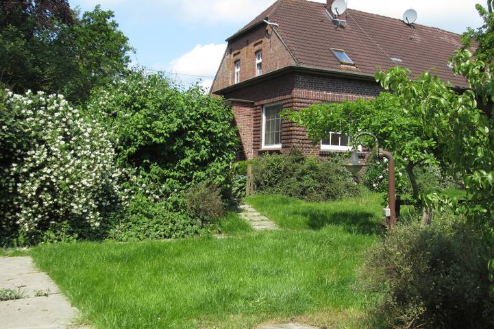 Ferienwohnung für 2 Personen, mit Terrasse und Garten in Wangerland