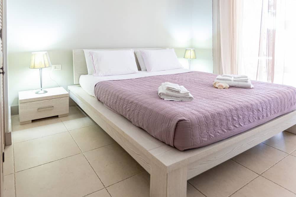 Villa Luna 20 meters from the sea in Punta Prosciutto in Punta Prosciutto, Golf von Tarent
