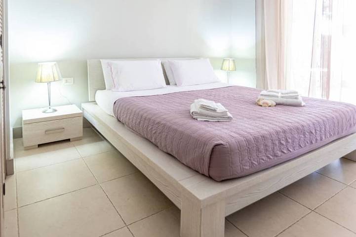 Villa Luna 20 meters from the sea in Punta Prosciutto in Porto Cesareo, Golfe de Tarente