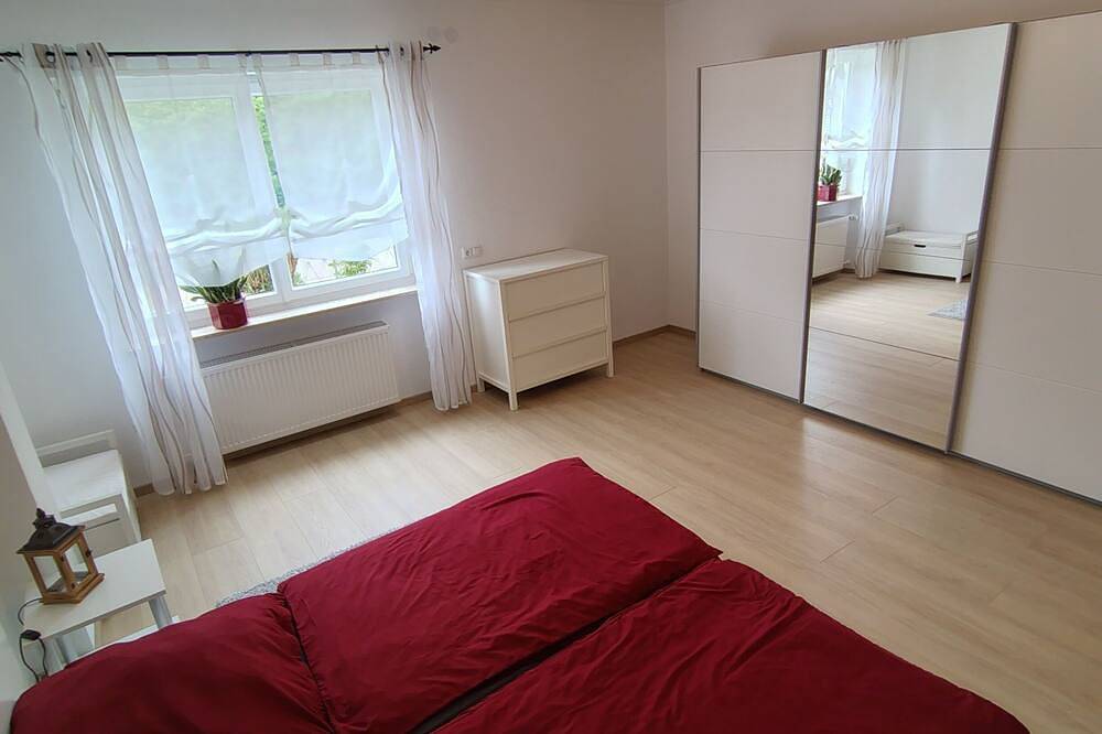 Ganze Wohnung, Große, freundliche Ferienwohnung (120qm) mit Garten im Anlautertal - Altmühltal in Titting, Altmühltal