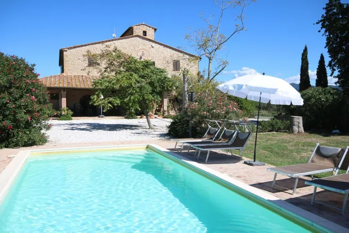 Appartamento vacanze per 5 persone, con piscina e giardino nonché panorama, con animali domestici - 1