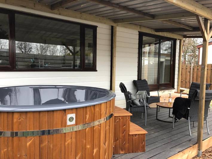 Appartement voor 6 personen, with Whirlpool and Terras as well as Tuin and Zwembad in Putten