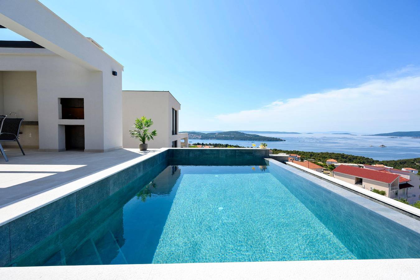 Meerblick, Luxus und Ruhe Villa Petra in Seget Vranjica, Split-Dalmatia