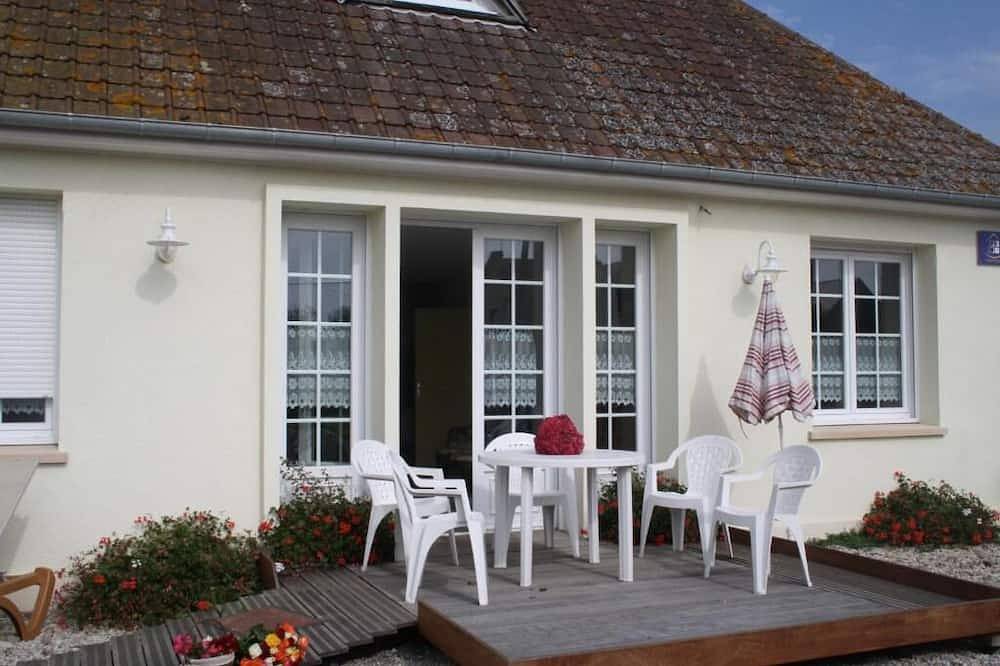 Casa-Estándar-Baño privado con ducha-Vista al Jardín in Asnelles, Côte de Nacre