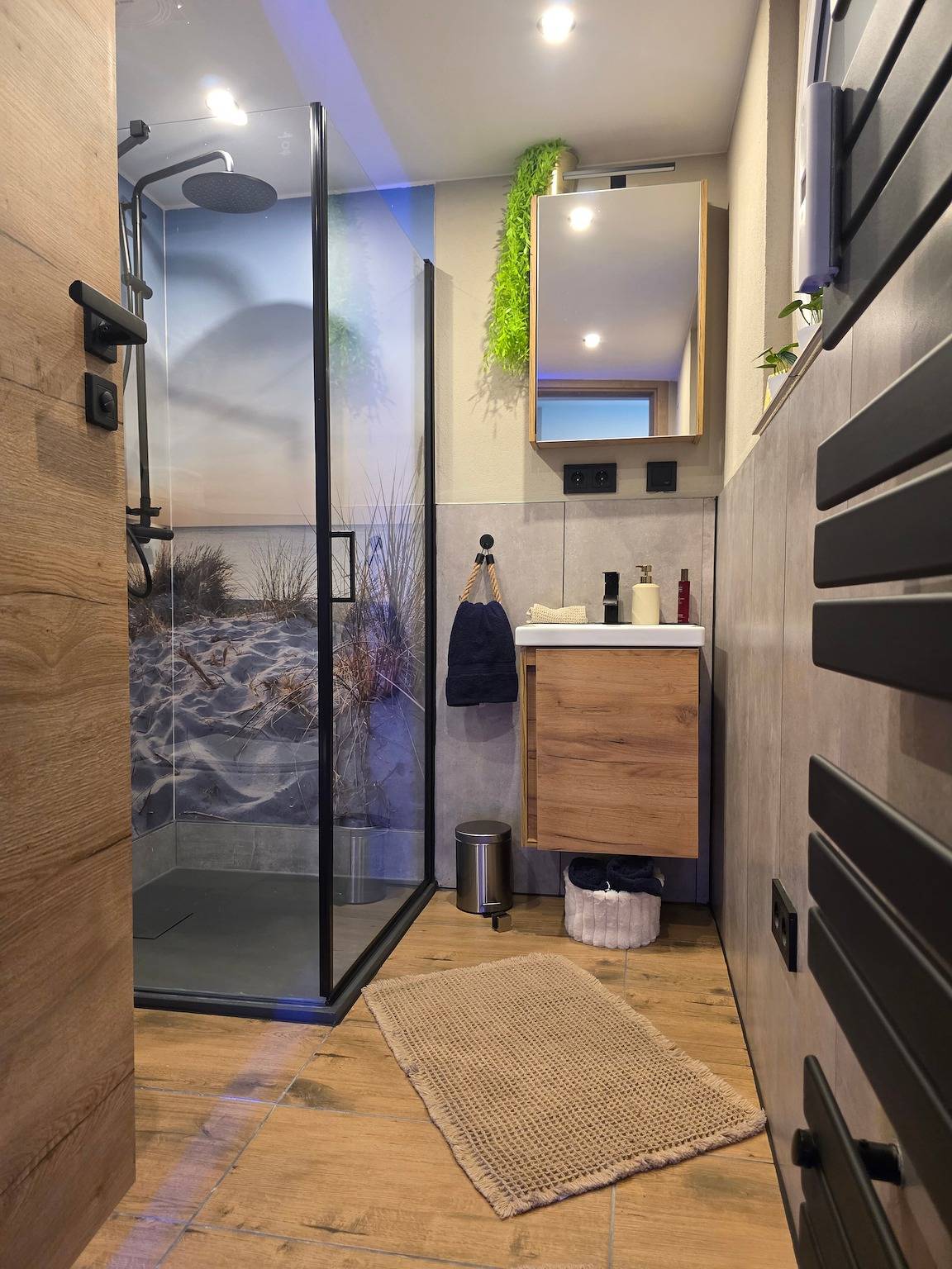 Ganze Wohnung, Bodensee Premium Appartment 'Blue Bay' mit privatem Innenhof in Stockach, Hegau