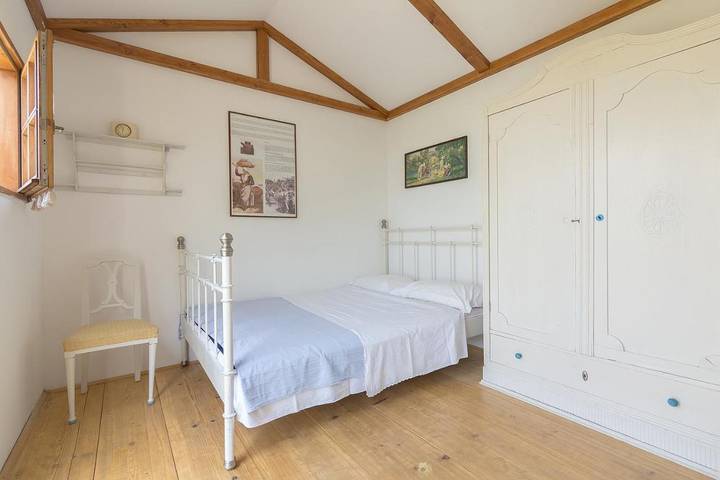 Camping pour 3 personnes, avec jardin et terrasse, animaux acceptés