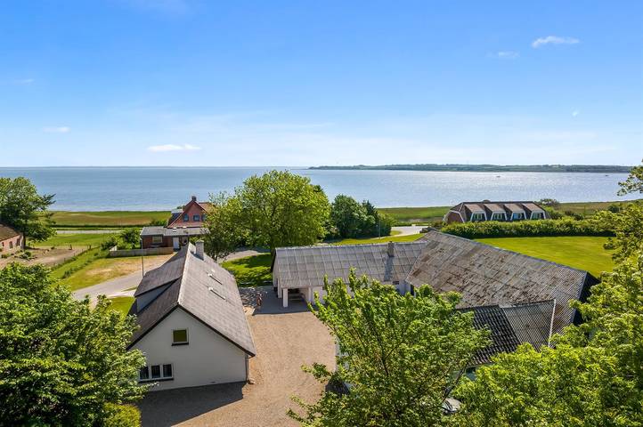 Feriehus for 18 personer, med Terrasse i Fur