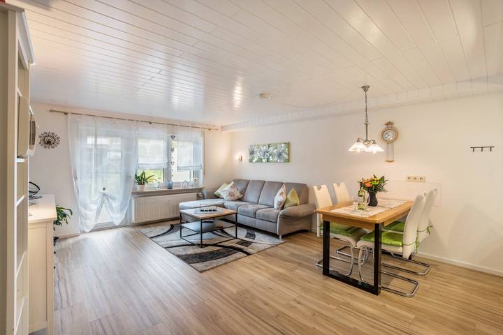 Ferienwohnung für 5 Personen, mit Garten