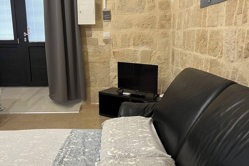 Appartement entier, Like Once Upon a Time - Apartment within walking distance of Trani Castle and Cathedral in Trani, Via Francigena