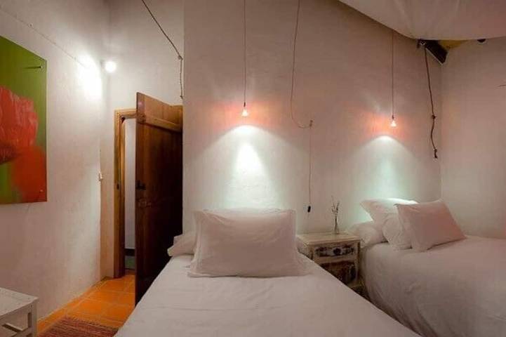 Gîte pour 6 personnes, avec jardin et terrasse, animaux acceptés à Borba - 3