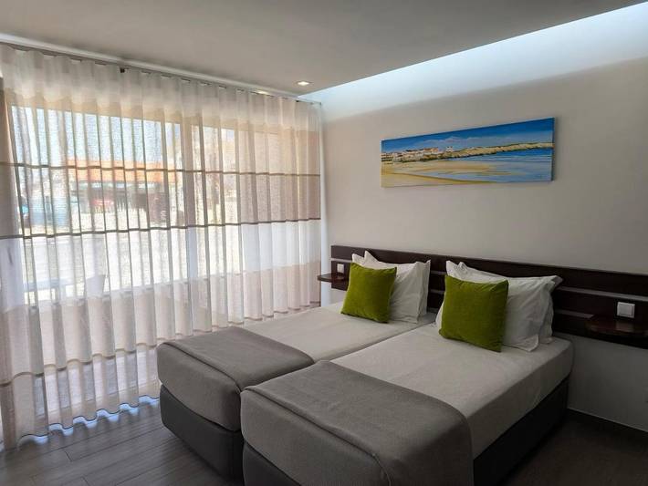 Maison d’hôte pour 2 personnes, avec terrasse et piscine à Baleal - 2