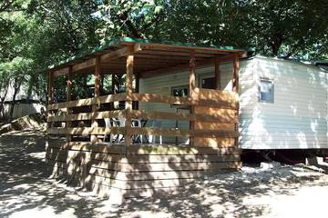 Gîte pour 4 personnes, avec terrasse à Loubressac