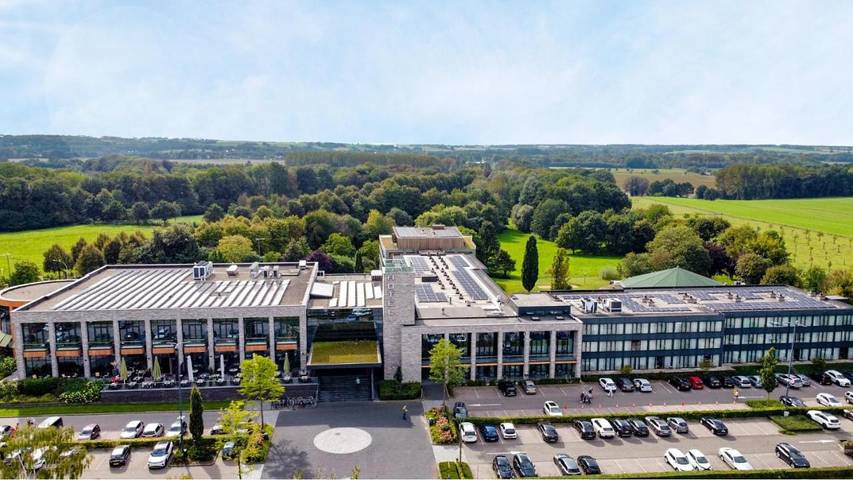 Hôtel pour 3 personnes, avec piscine ainsi que jardin et jacuzzi à Heerlen