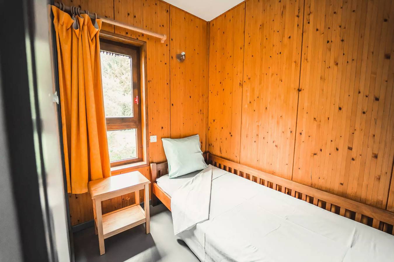 Chalet 4/6 pers. au Golf des Gorges du Tarn in La Canourgue, Région de Mende