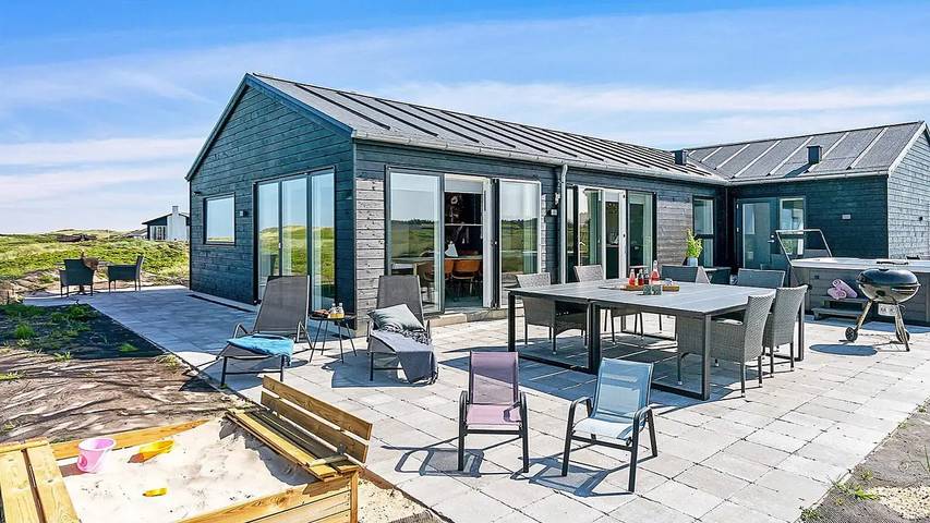 Ferienhaus für 11 Personen, mit Whirlpool und Terrasse sowie Sauna, mit Haustier in Grønhøj Strand