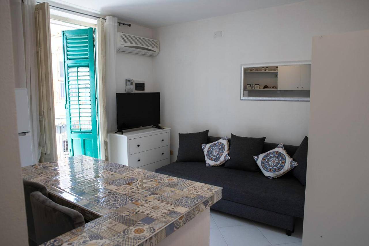 Appartamento intero, Alfaapartment & beautiful 20-metre terrace in Casteldaccia, Provincia di Palermo