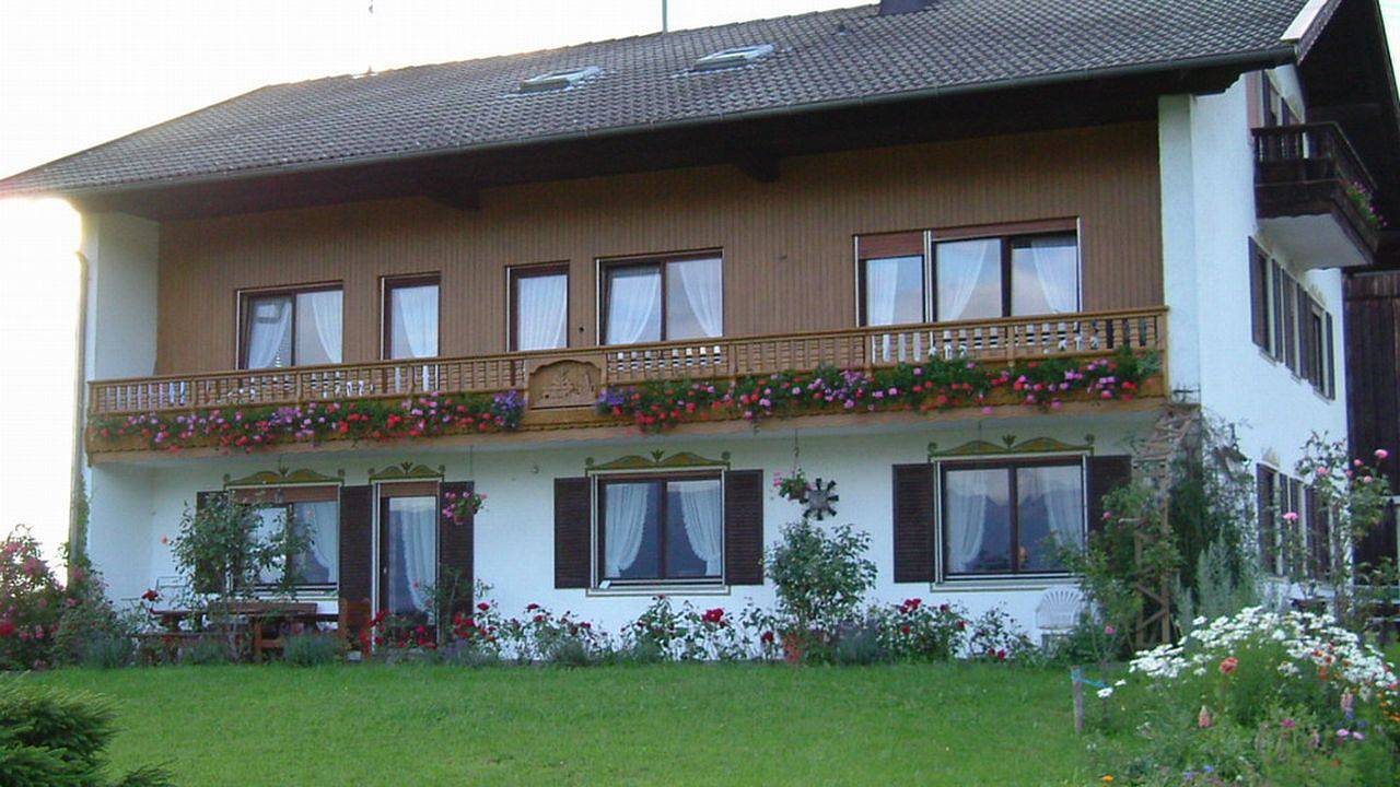 Ganze Ferienwohnung, Ferienwohnung für 4 Personen (54 m²) in Rimsting in Rimsting, Chiemsee