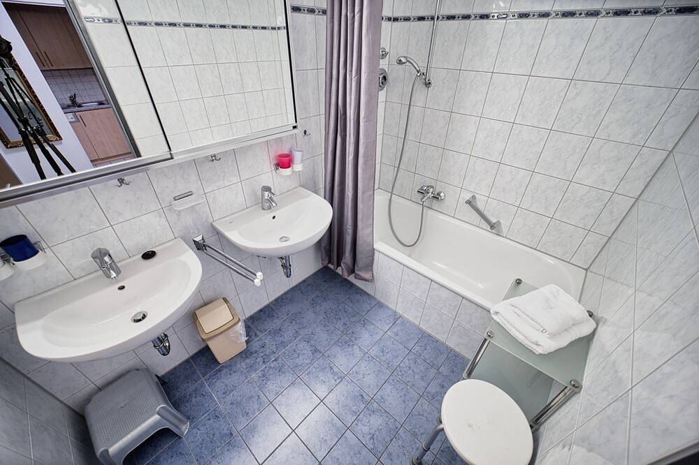 Ganze Wohnung, Standard | 55 qm 1,5 Raum (mit Hochschwarzwaldkarte) - Ferienwohnungen am in Feldberg, Südschwarzwald