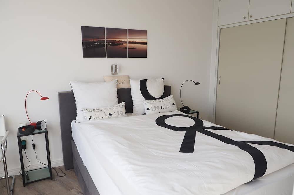 Ganze Wohnung, Schleiverliebt im Wikingturm 21.5 - 21. Stock, Aufzug, Tiefgaragen-Stellplatz in Schleswig, Schleswig & Umgebung