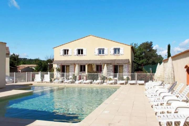 Maison de vacances pour 7 personnes, avec bassin pour enfant et piscine ainsi que jardin et vue