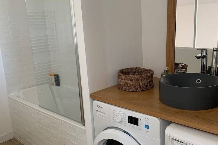 Location de vacances pour 6 personnes à Saint-Étienne-de-Montluc - 4