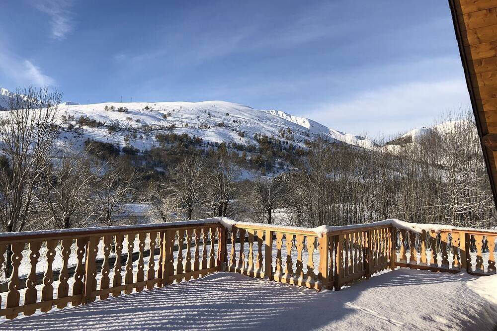 Magnificent mountain chalet in Poubeau, Pyrénées