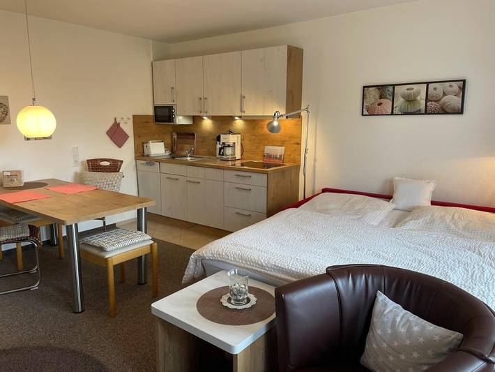 Ferienwohnung für 3 Personen, mit Terrasse und Garten