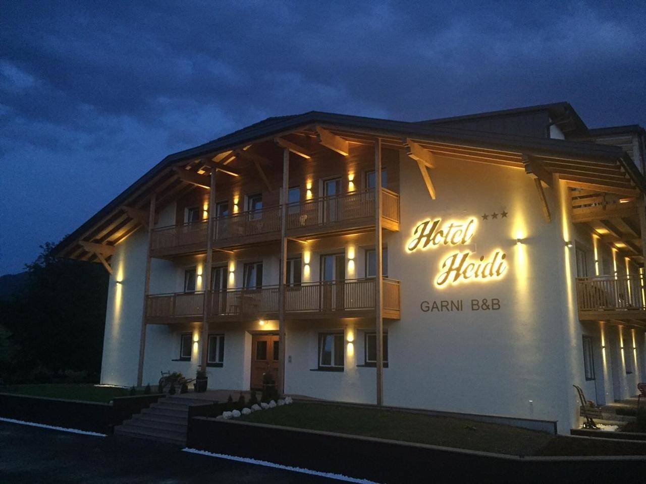 B&B Hotel Heidi in Villgratener Berge, Dobbiaco