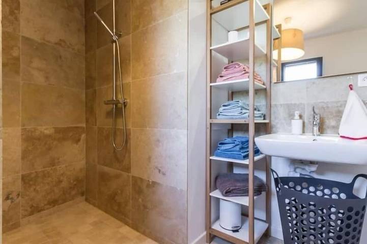 Gîte pour 2 personnes, avec jardin à La Chapelle-des-Marais - 3