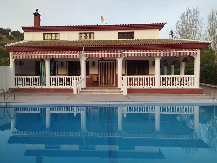 Casa rural para 17 personas, con jardín además de piscina y vistas, Se admiten mascotas - 1