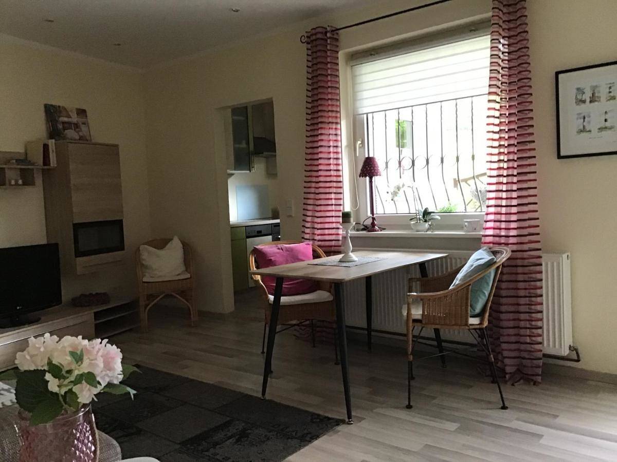Ganze Wohnung, Apartment - Ground Floor in Lügde, Kreis Lippe