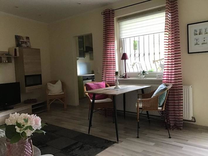 Ferienwohnung für 2 Personen, mit Terrasse und Garten sowie Ausblick in Lügde