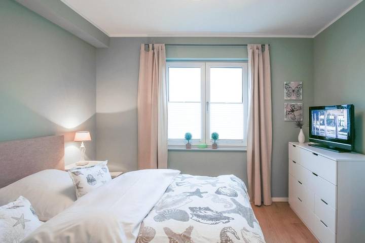 Ganze Wohnung, Ferienwohnung Ankerzeit in Husum für bis zu 2 Personen in Husum Hafen, Husum