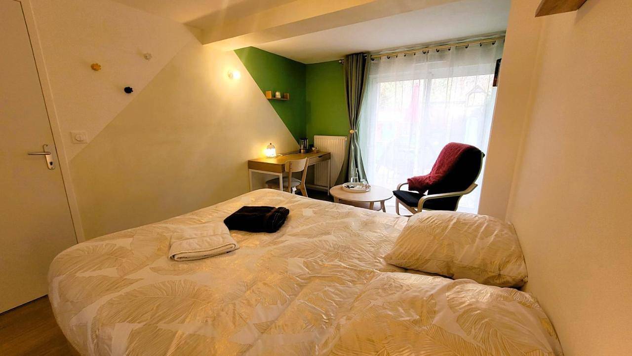 Double Room with Garden View in Rennes, Région de Rennes
